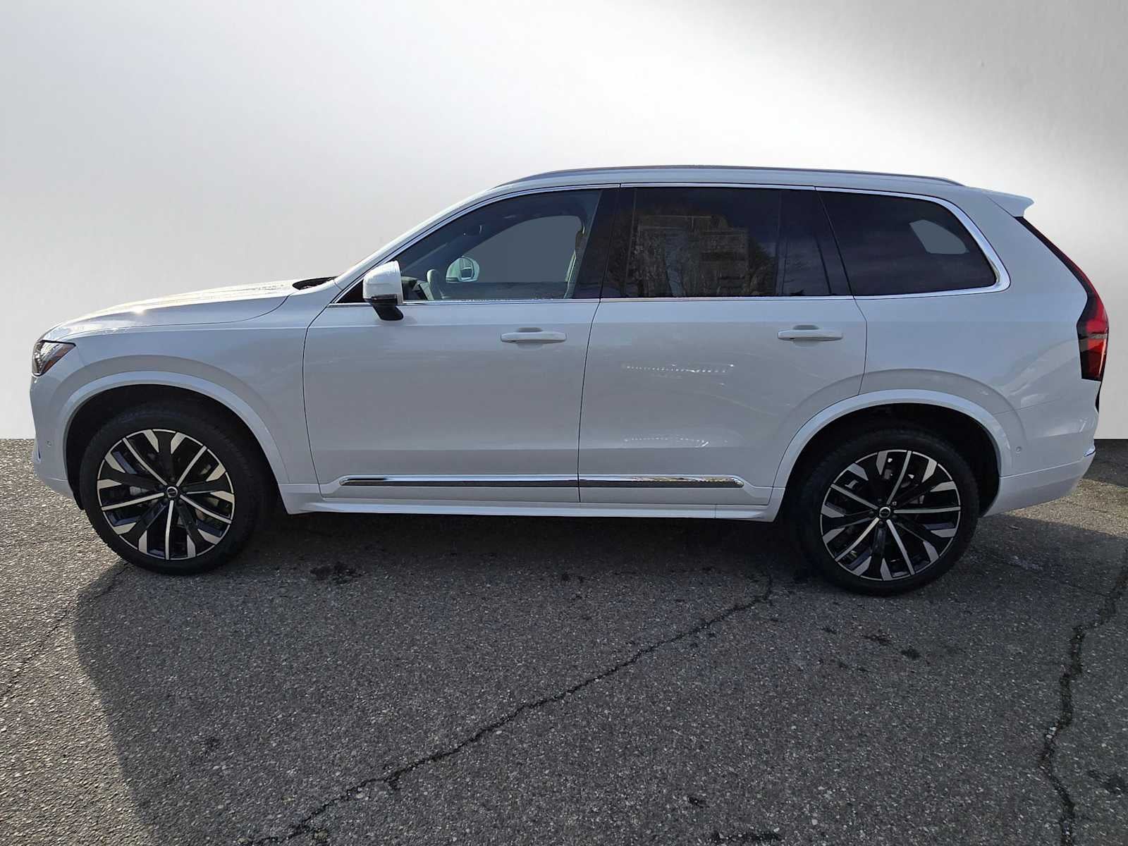 2026 Volvo XC90 Plus