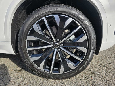 2026 Volvo XC90 Plus