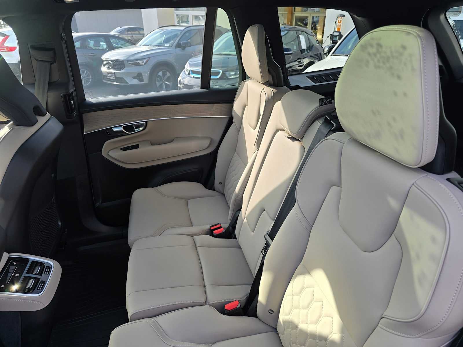 2026 Volvo XC90 Plus