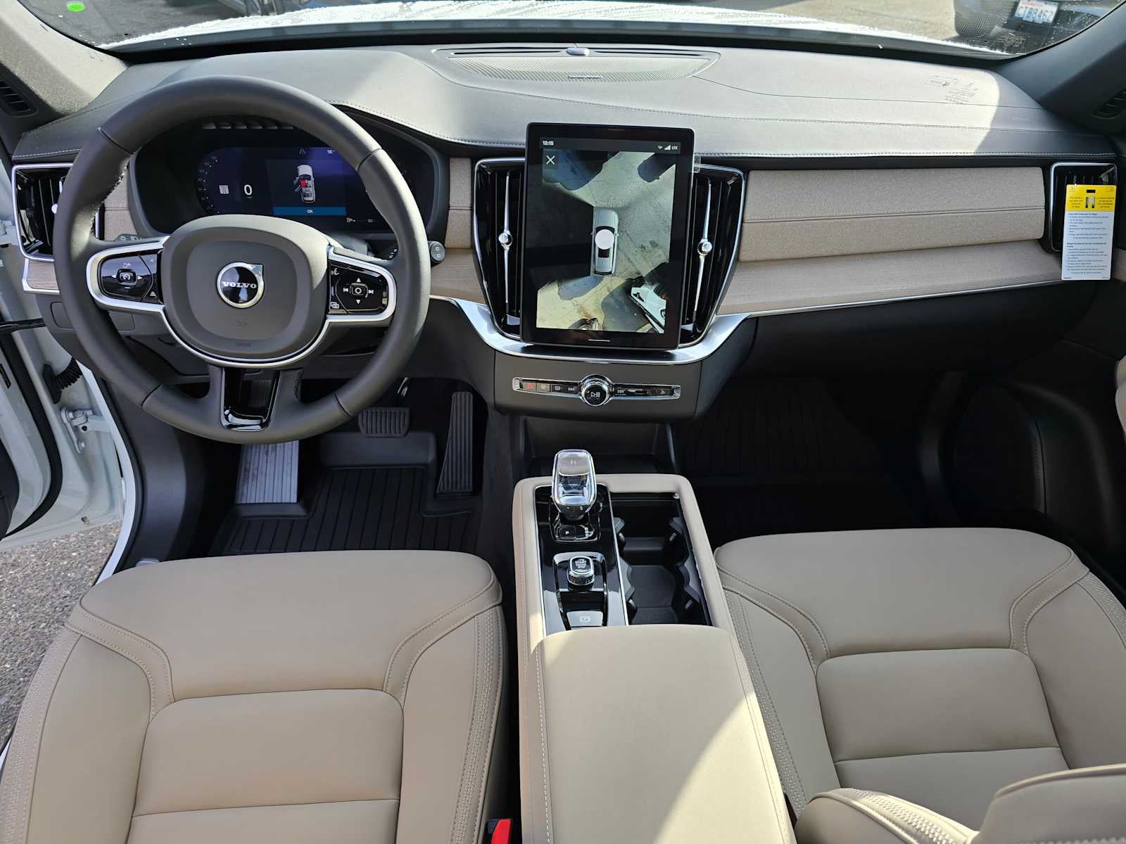 2026 Volvo XC90 Plus