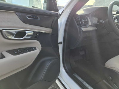 2026 Volvo XC90 Plus