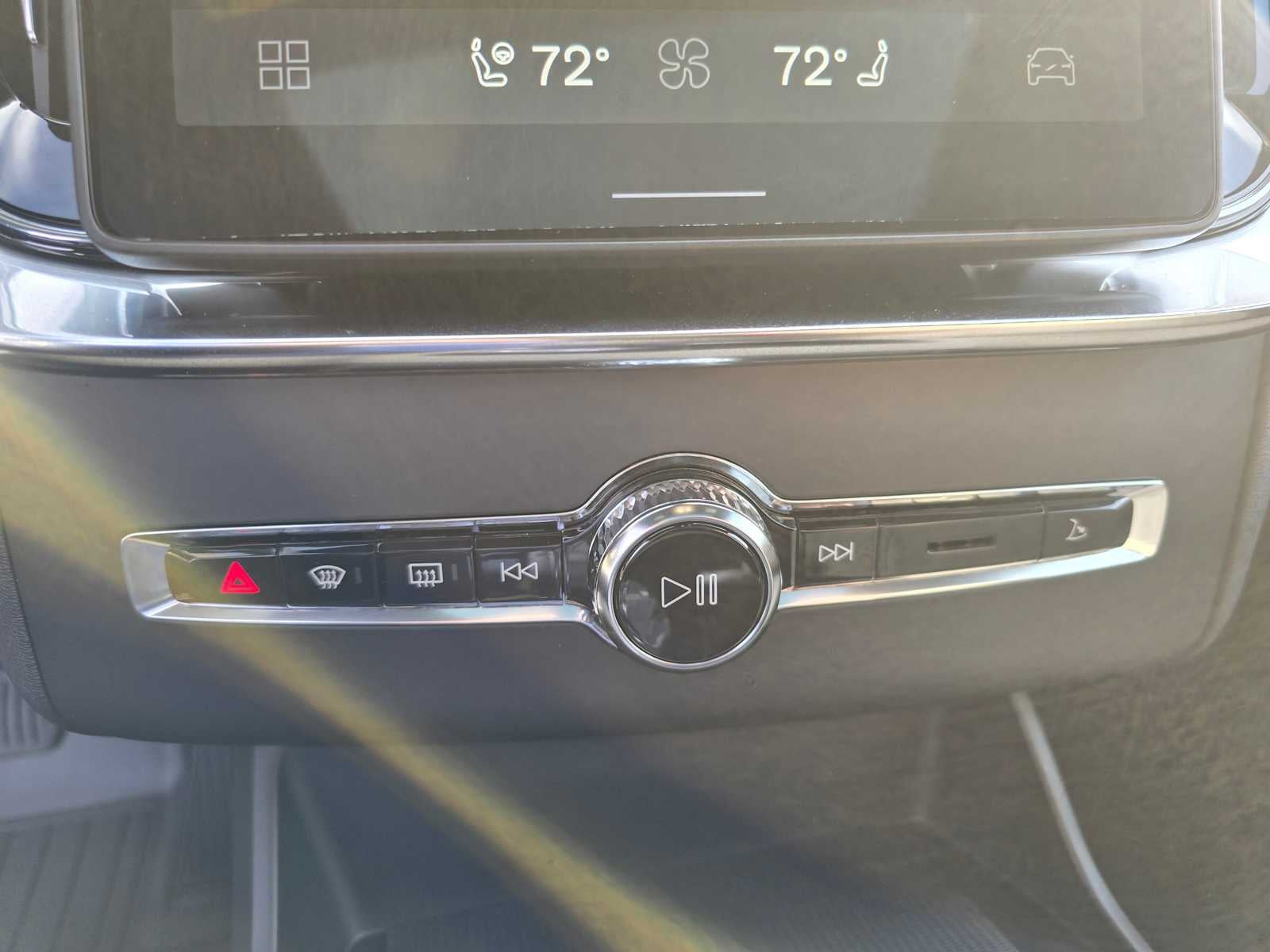 2026 Volvo XC90 Plus