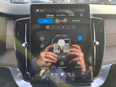 2026 Volvo XC90 Plus