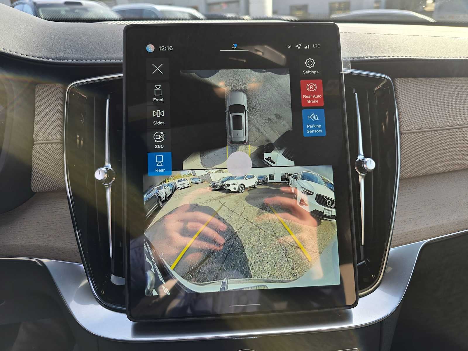 2026 Volvo XC90 Plus