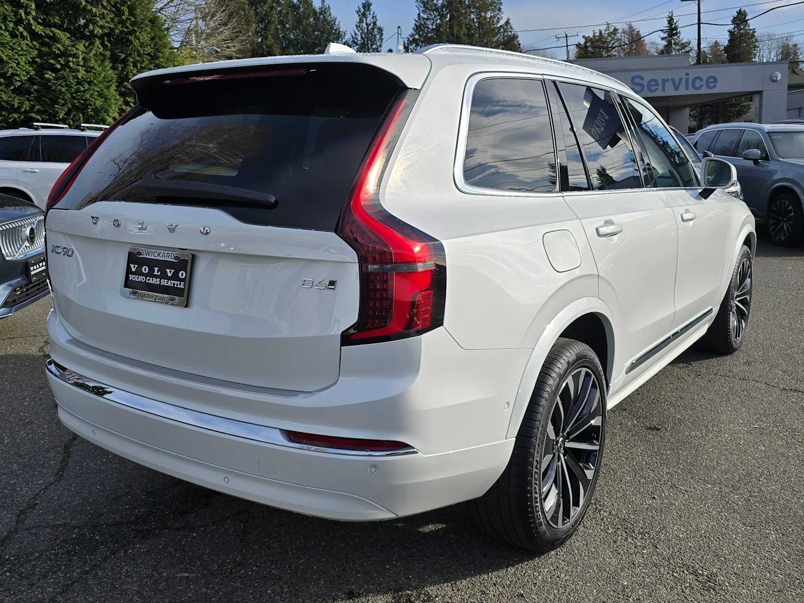 2026 Volvo XC90 Plus