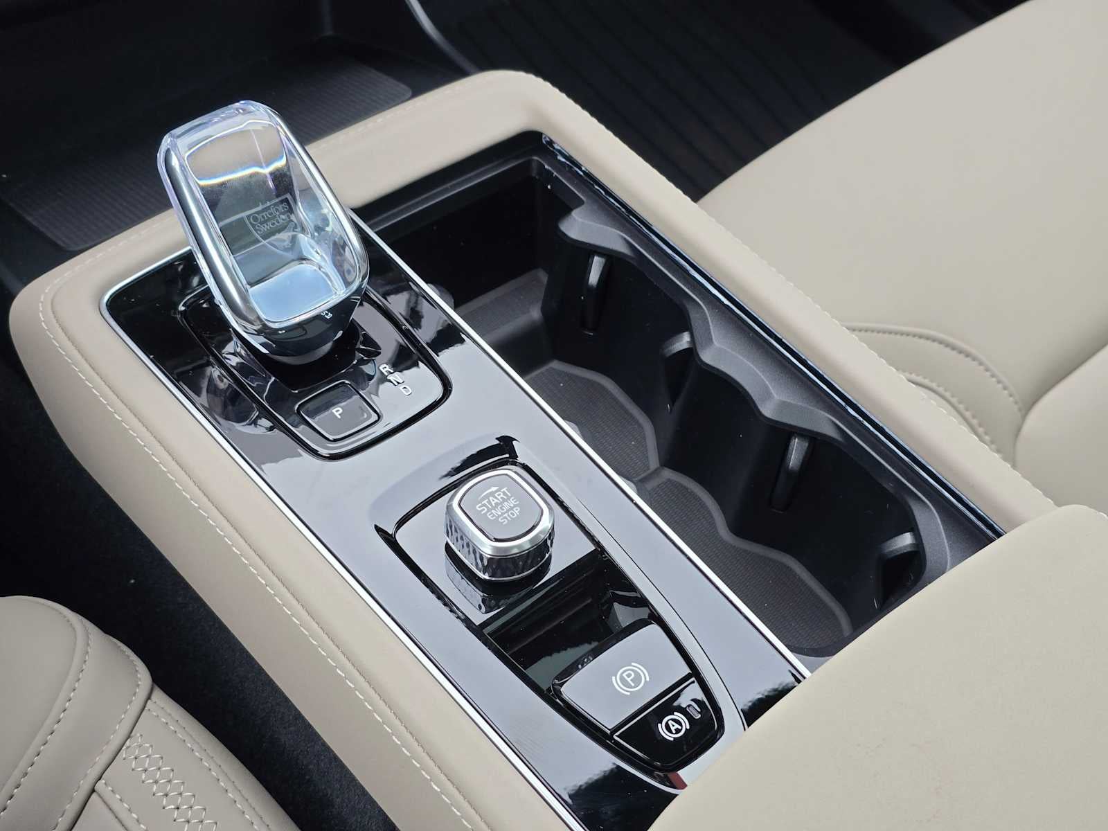 2026 Volvo XC90 Plus