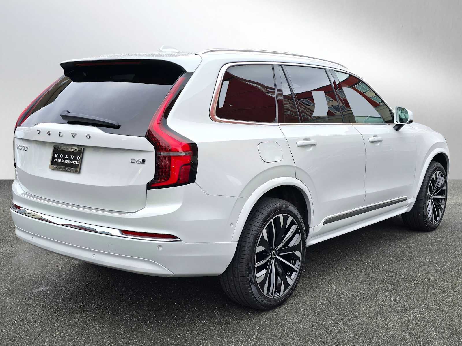 2026 Volvo XC90 Plus