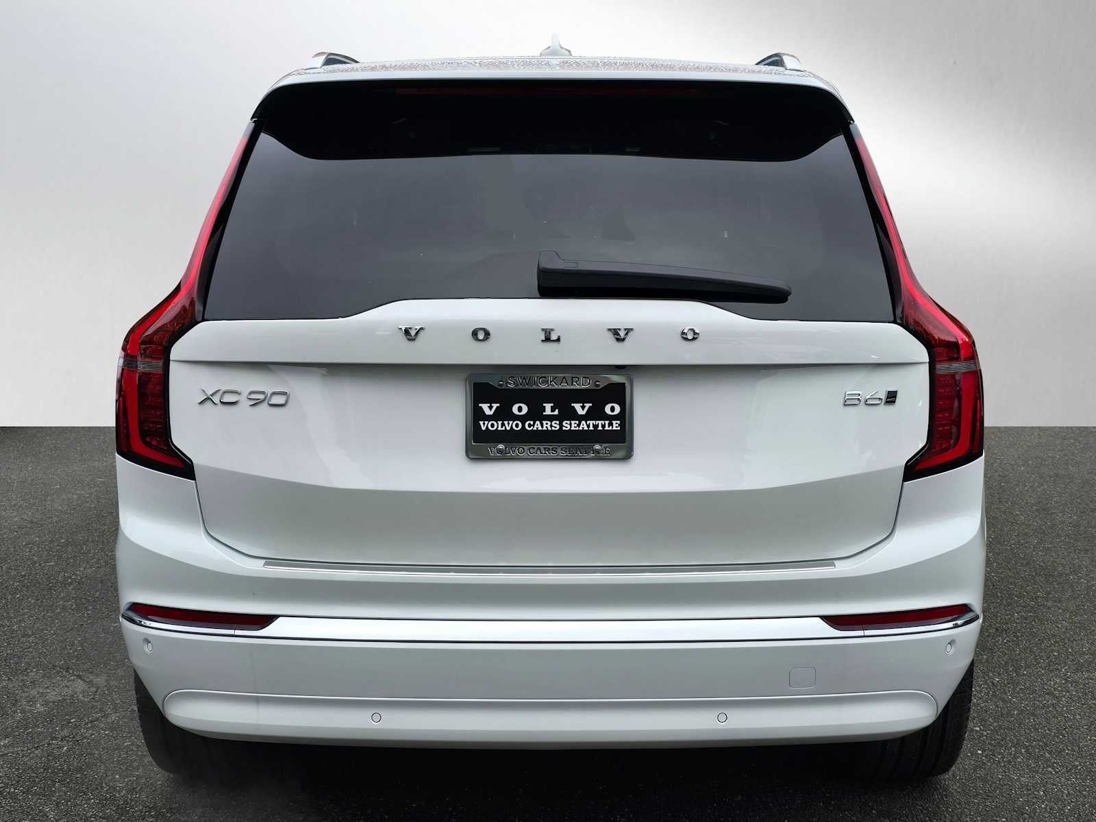 2026 Volvo XC90 Plus