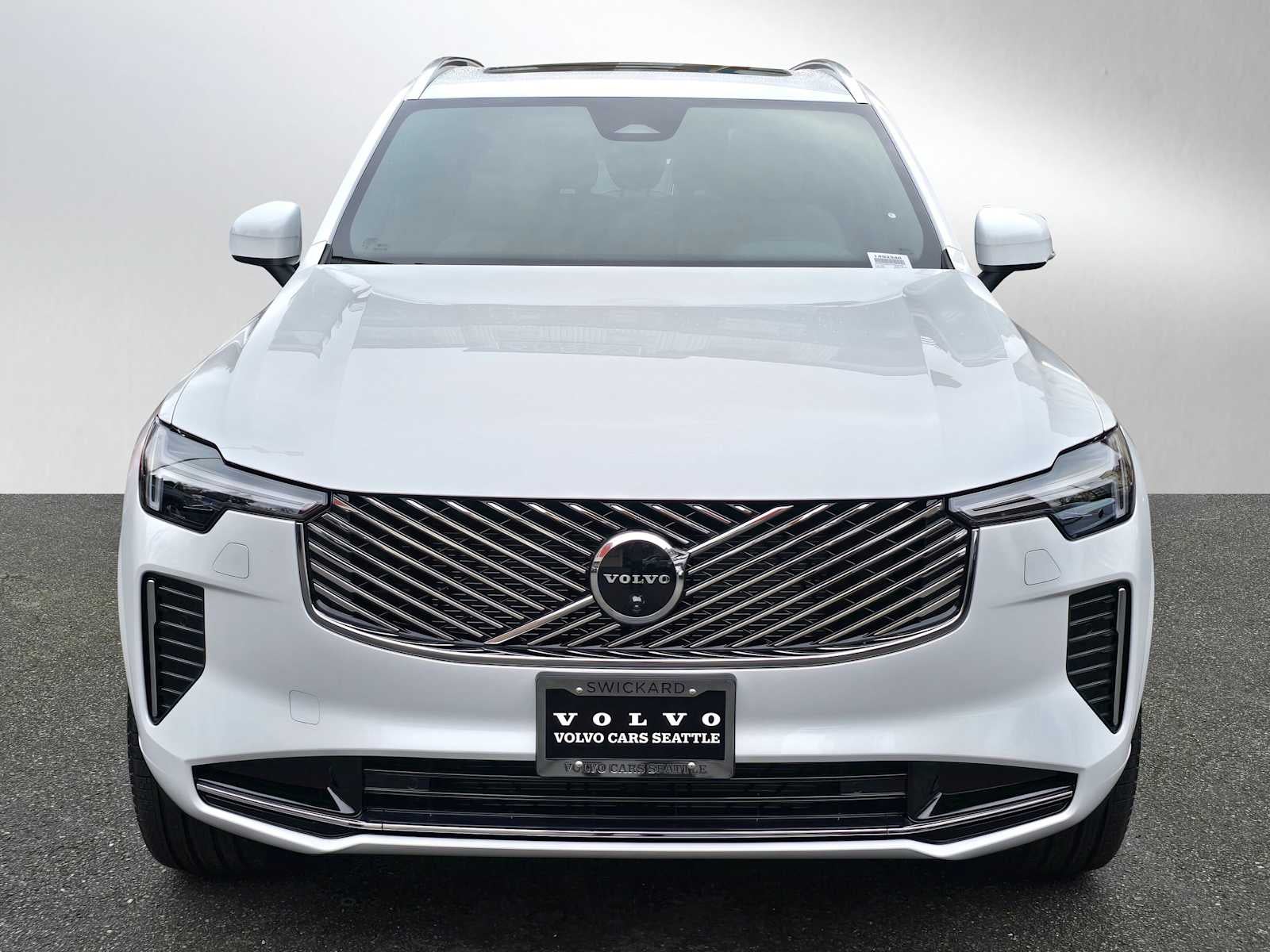 2026 Volvo XC90 Plus