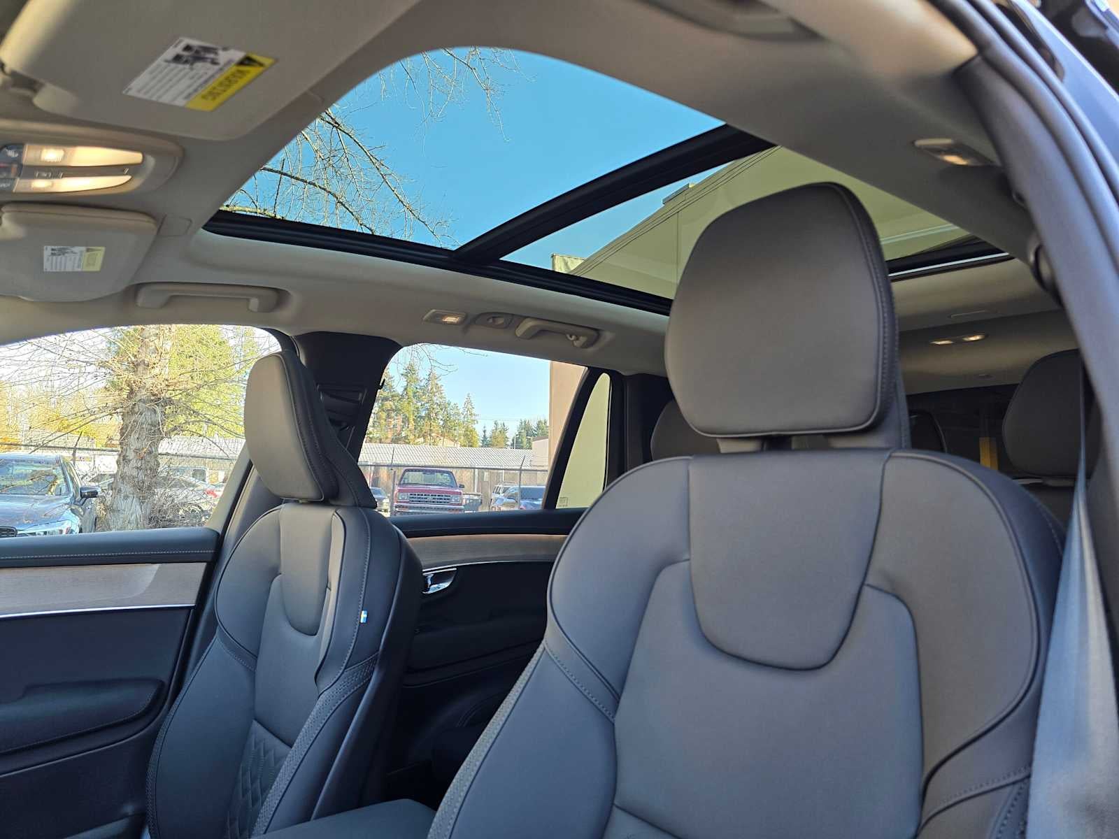 2026 Volvo XC90 Plus