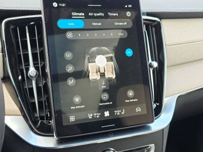 2026 Volvo XC90 Plus