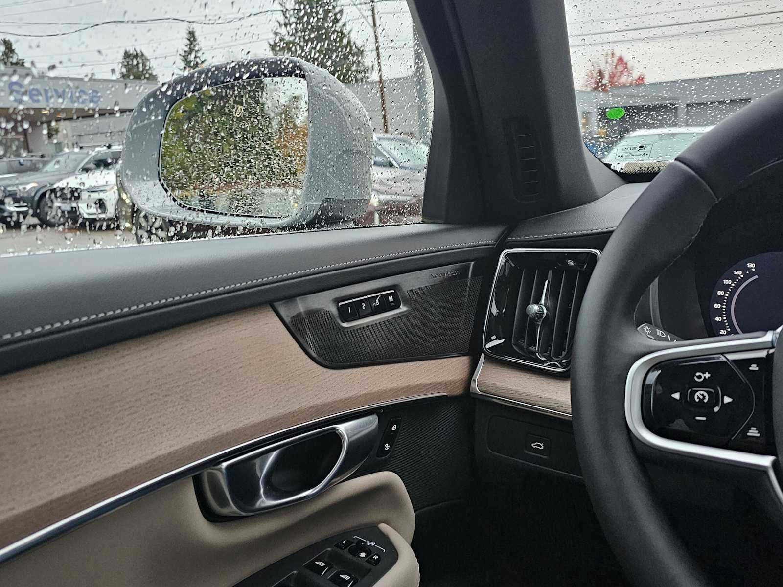2026 Volvo XC90 Plus