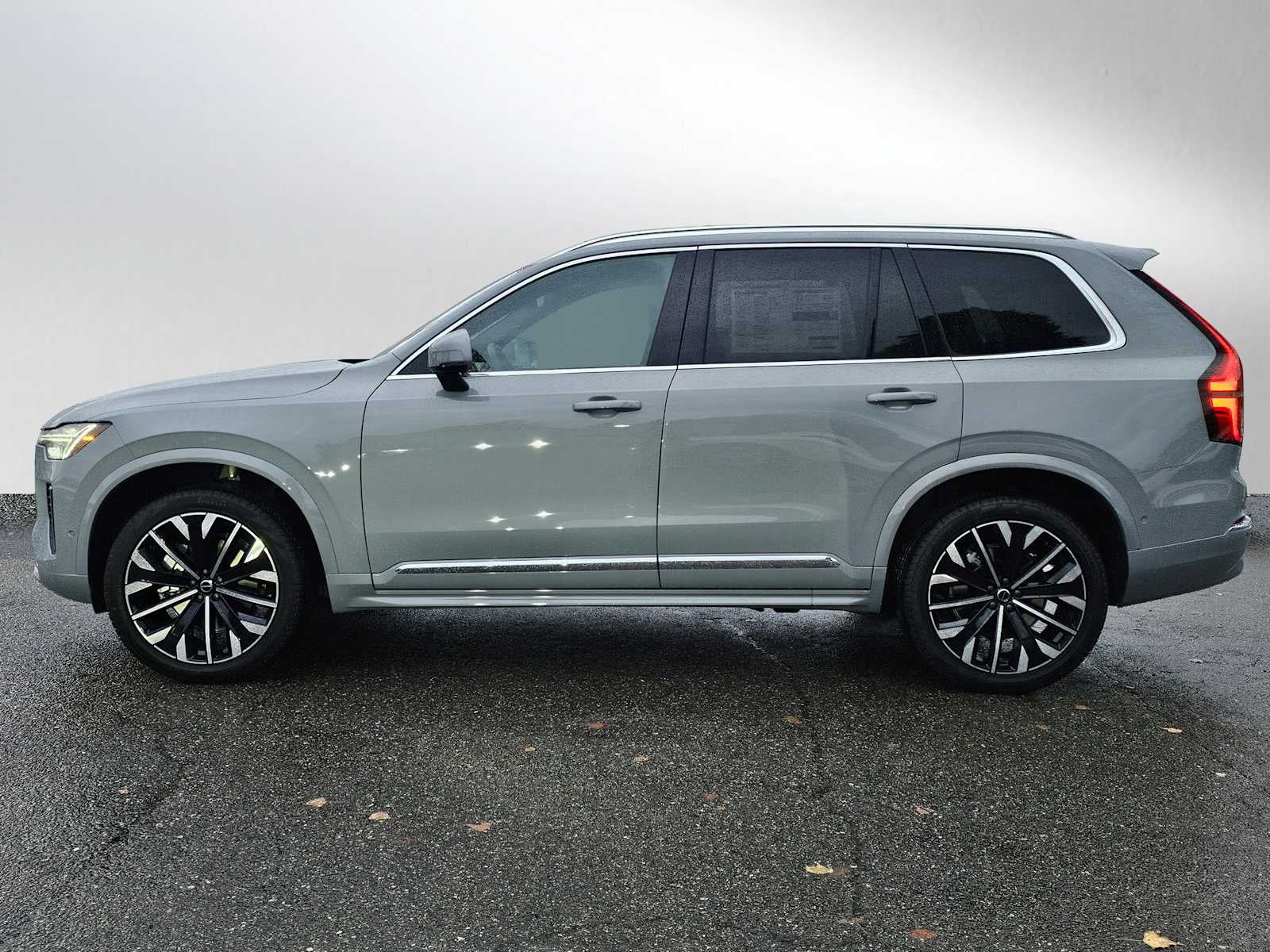 2026 Volvo XC90 Plus
