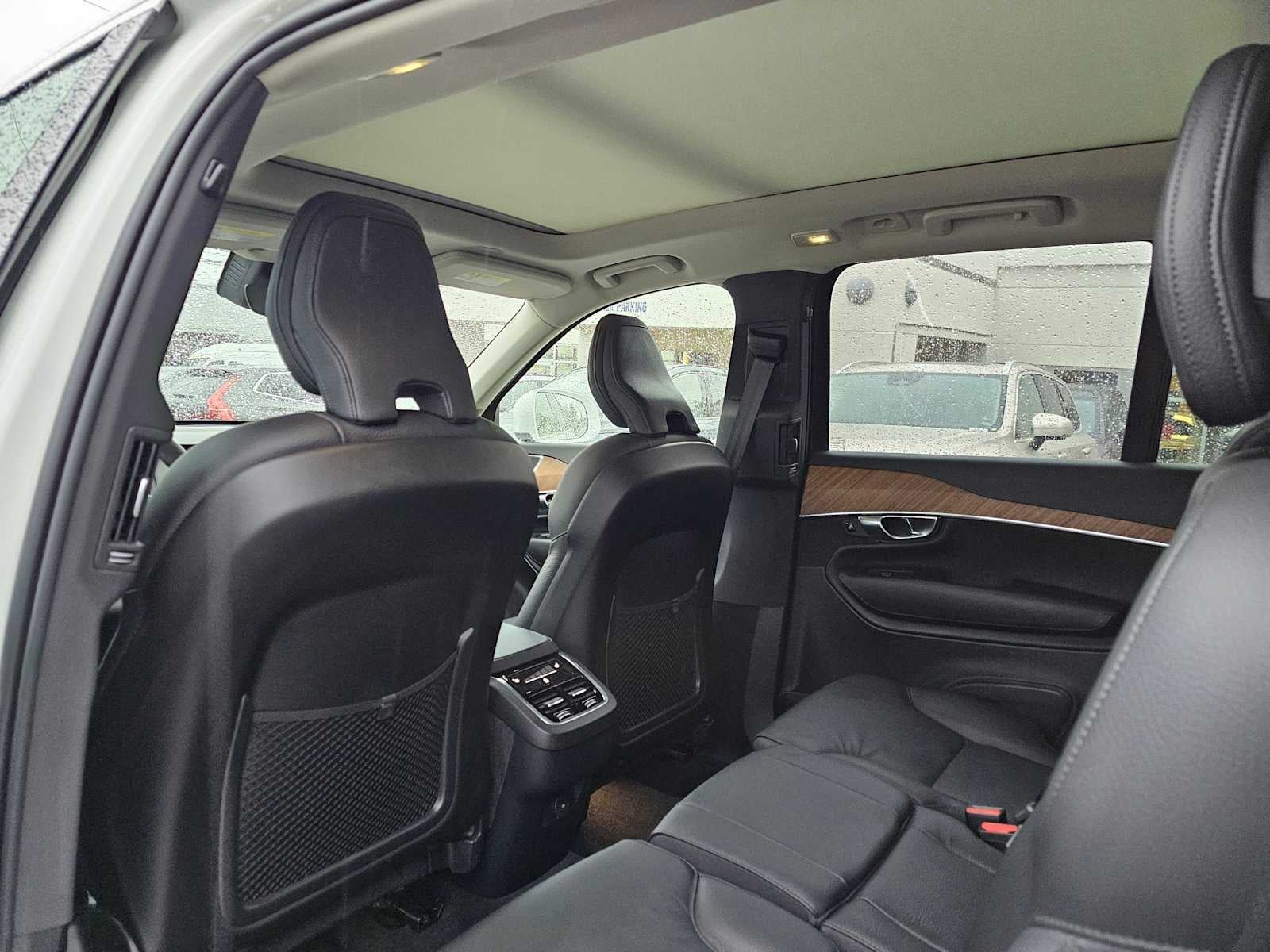 2025 Volvo XC90 Plus