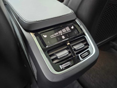 2025 Volvo XC90 Plus