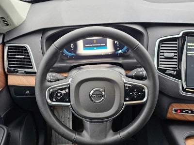 2025 Volvo XC90 Plus