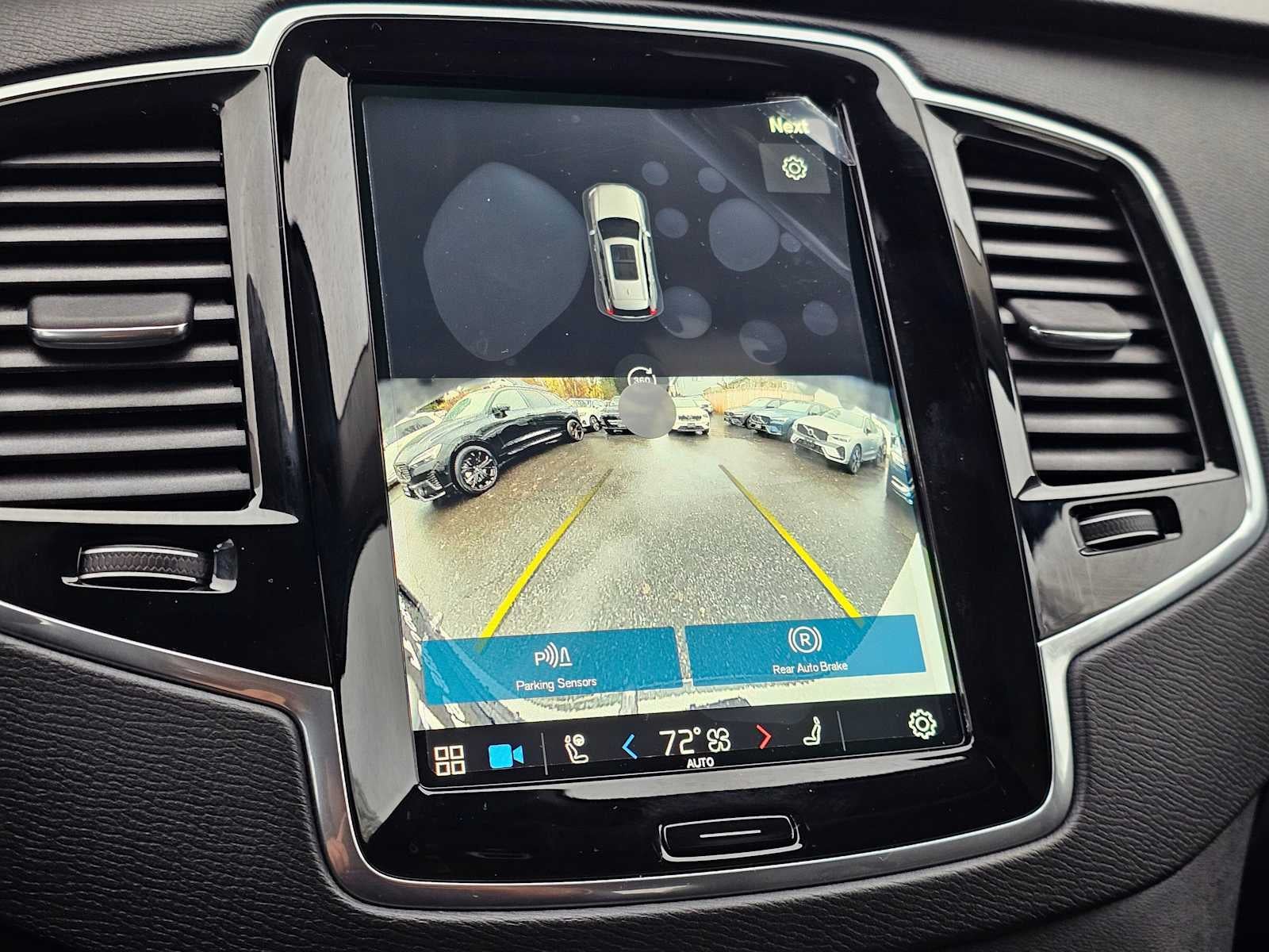 2025 Volvo XC90 Plus