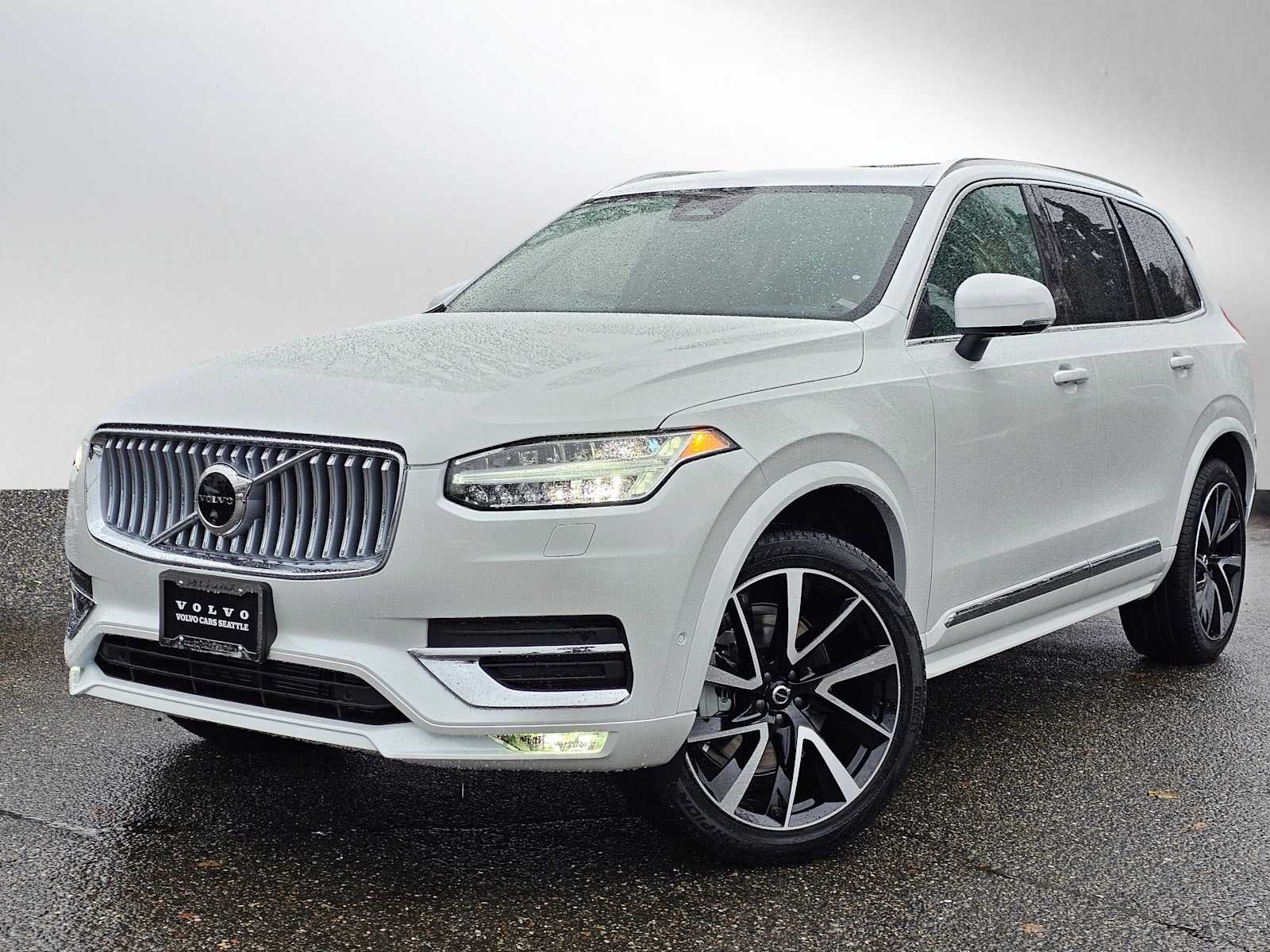 2025 Volvo XC90 Plus