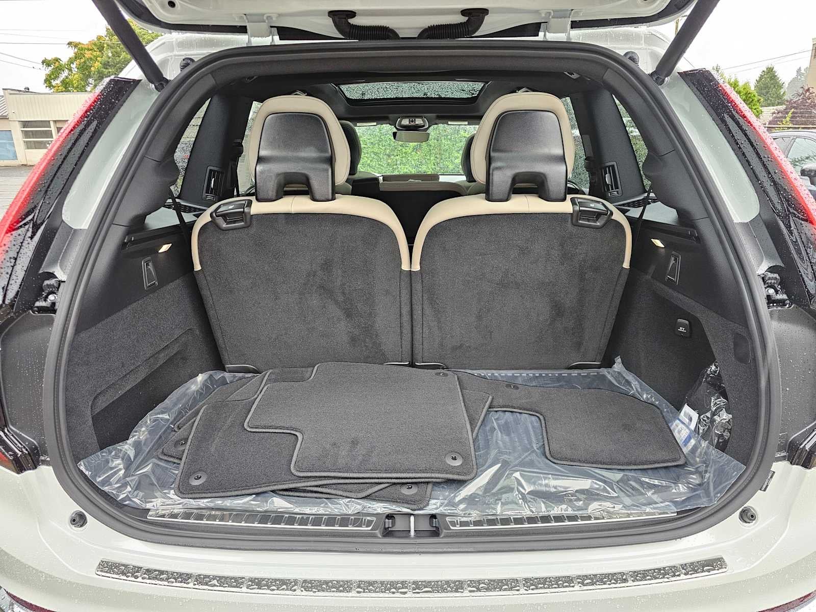 2026 Volvo XC90 Plus