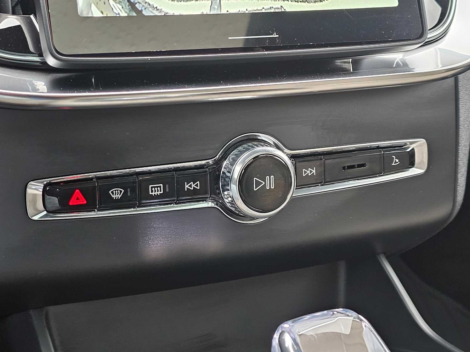 2026 Volvo XC90 Plus