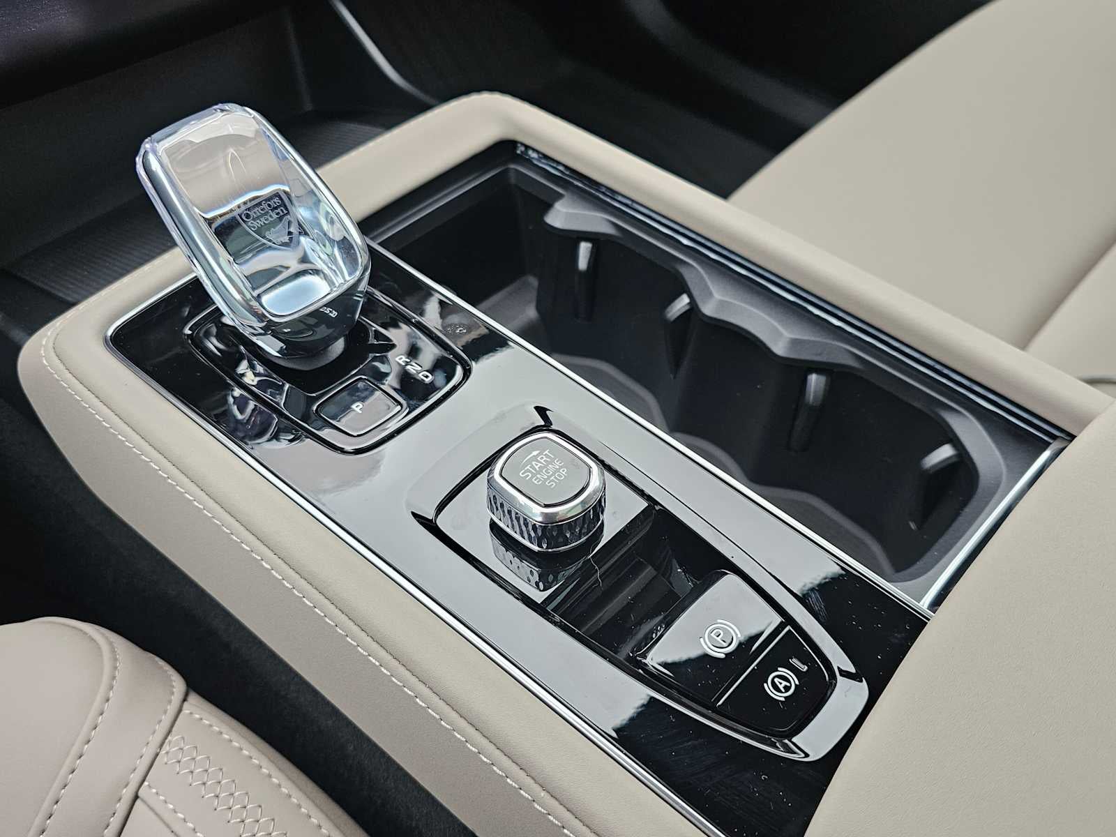 2026 Volvo XC90 Plus