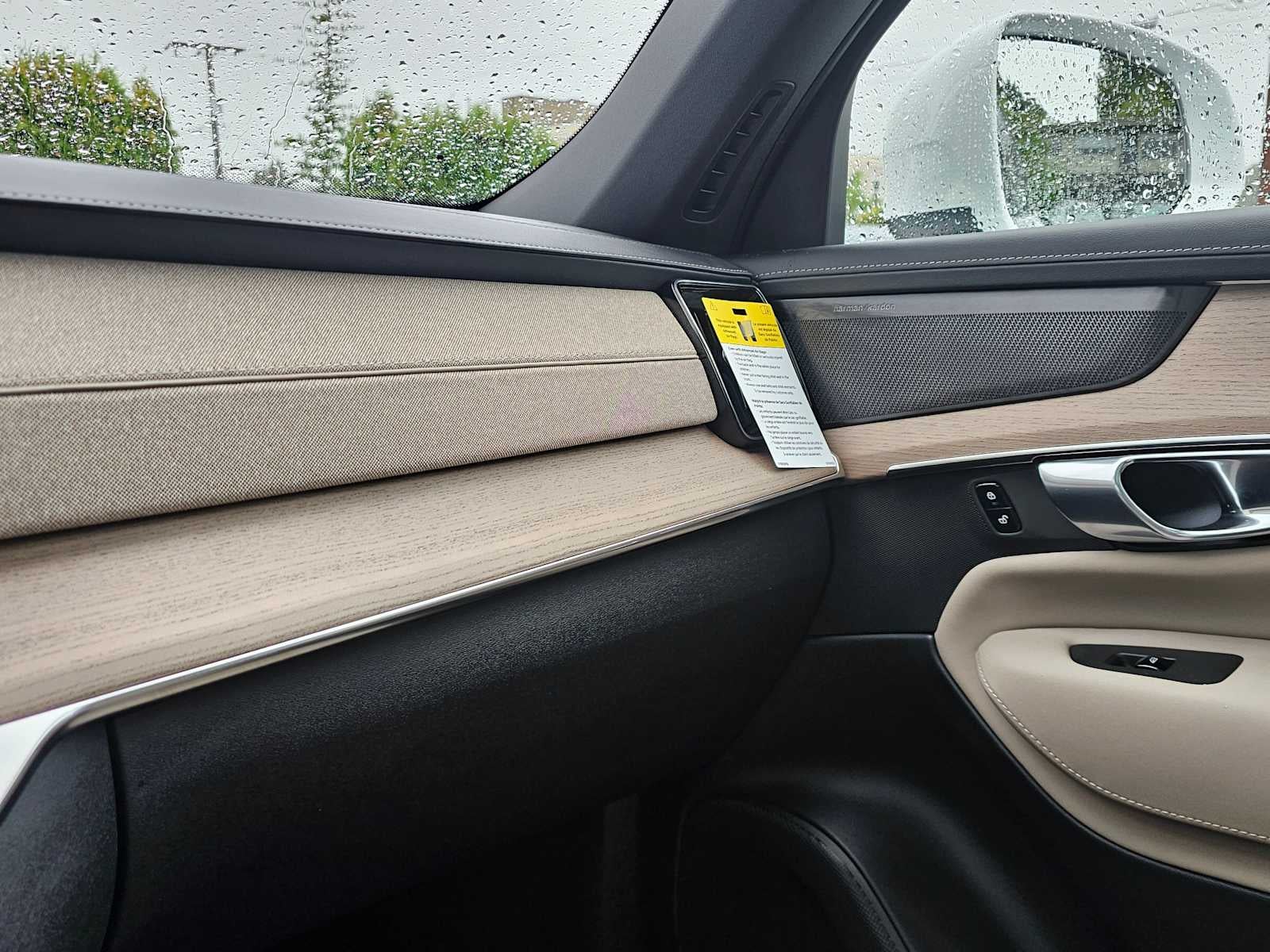 2026 Volvo XC90 Plus