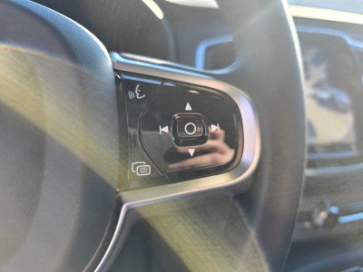 2024 Volvo XC90 Ultimate Bright Theme