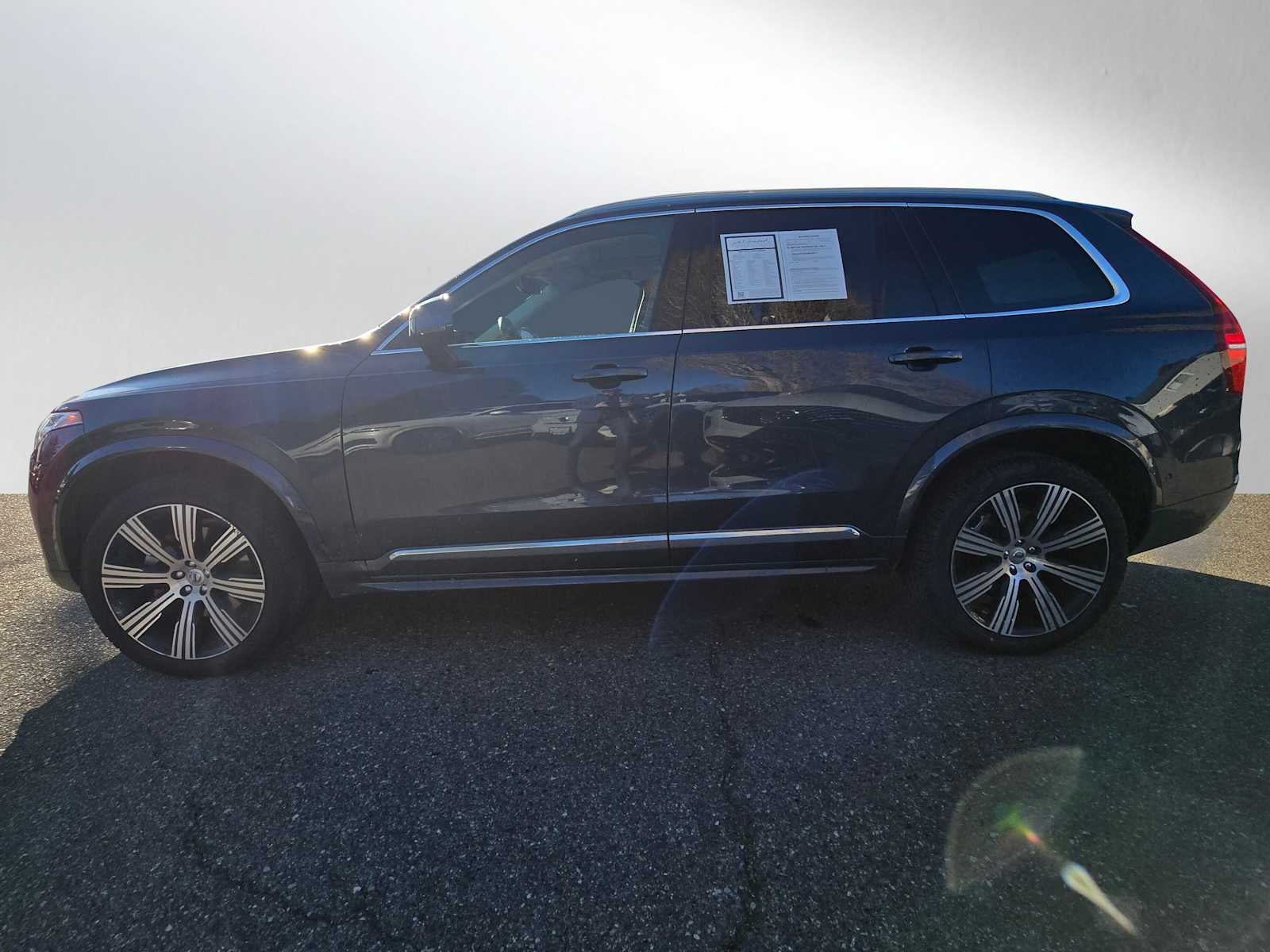 2024 Volvo XC90 Ultimate Bright Theme