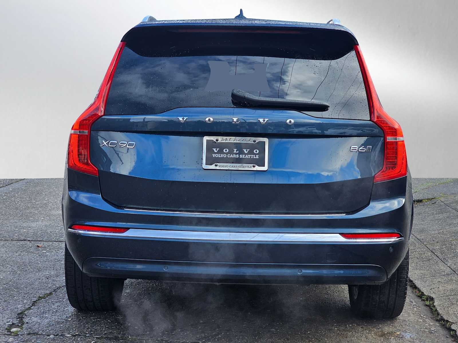 2024 Volvo XC90 Ultimate Bright Theme