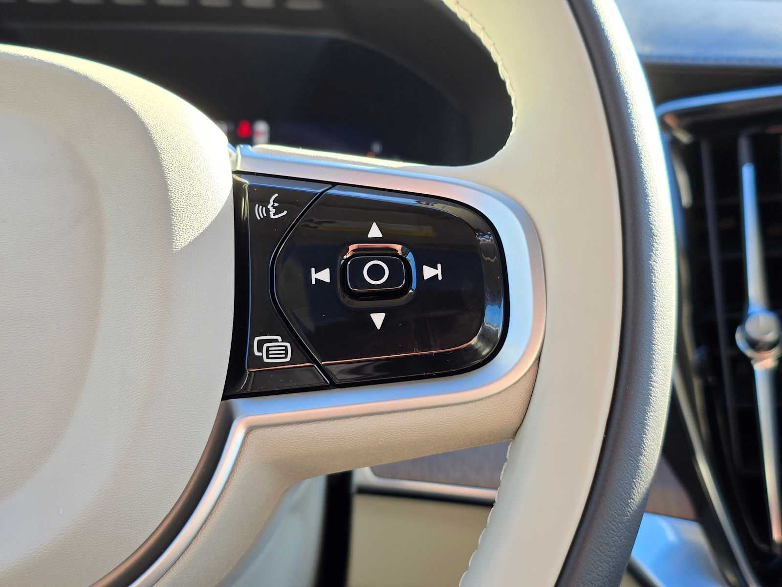 2026 Volvo XC90 Ultra