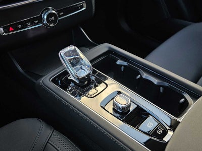 2026 Volvo XC90 Core