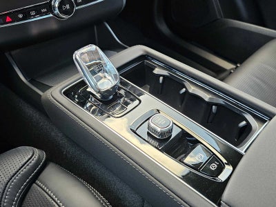 2026 Volvo XC90 Ultra Dark Theme