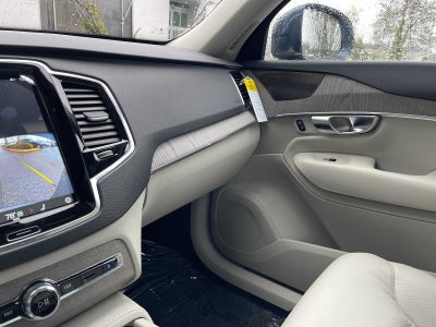 2023 Volvo XC90 Plus