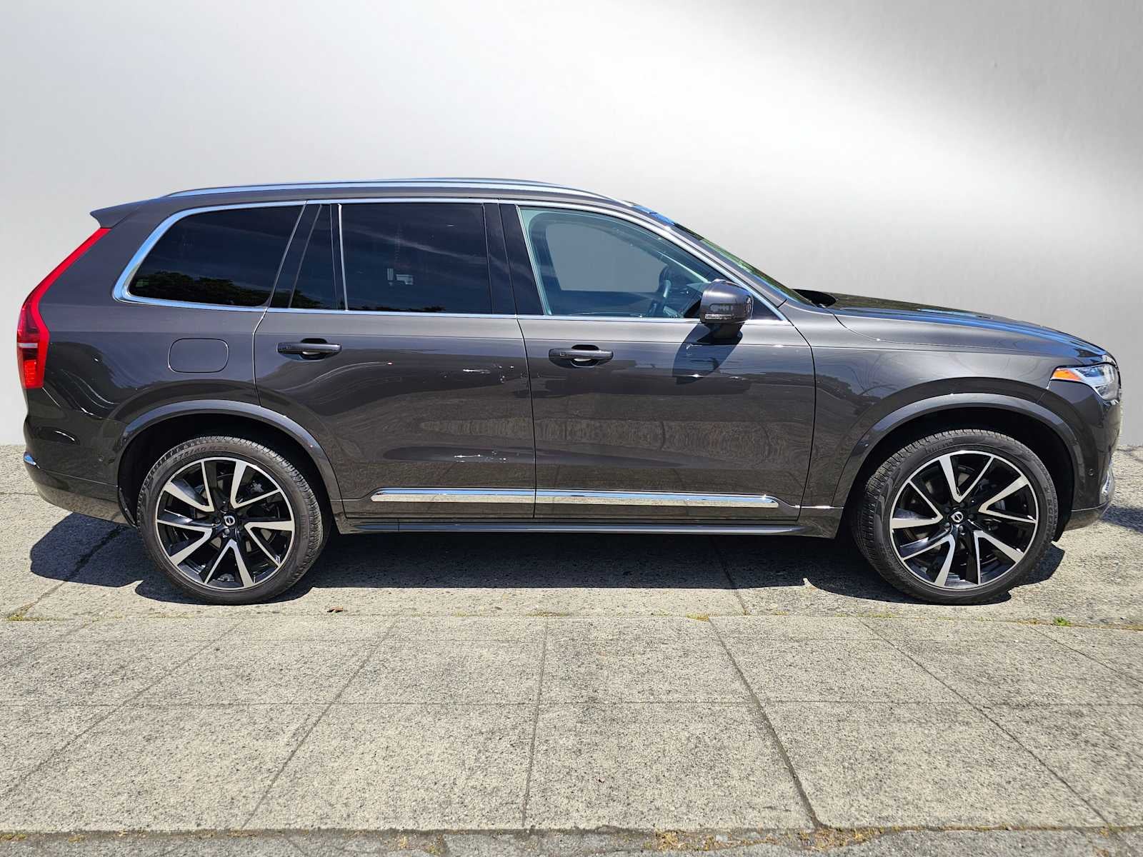 2023 Volvo XC90 Plus