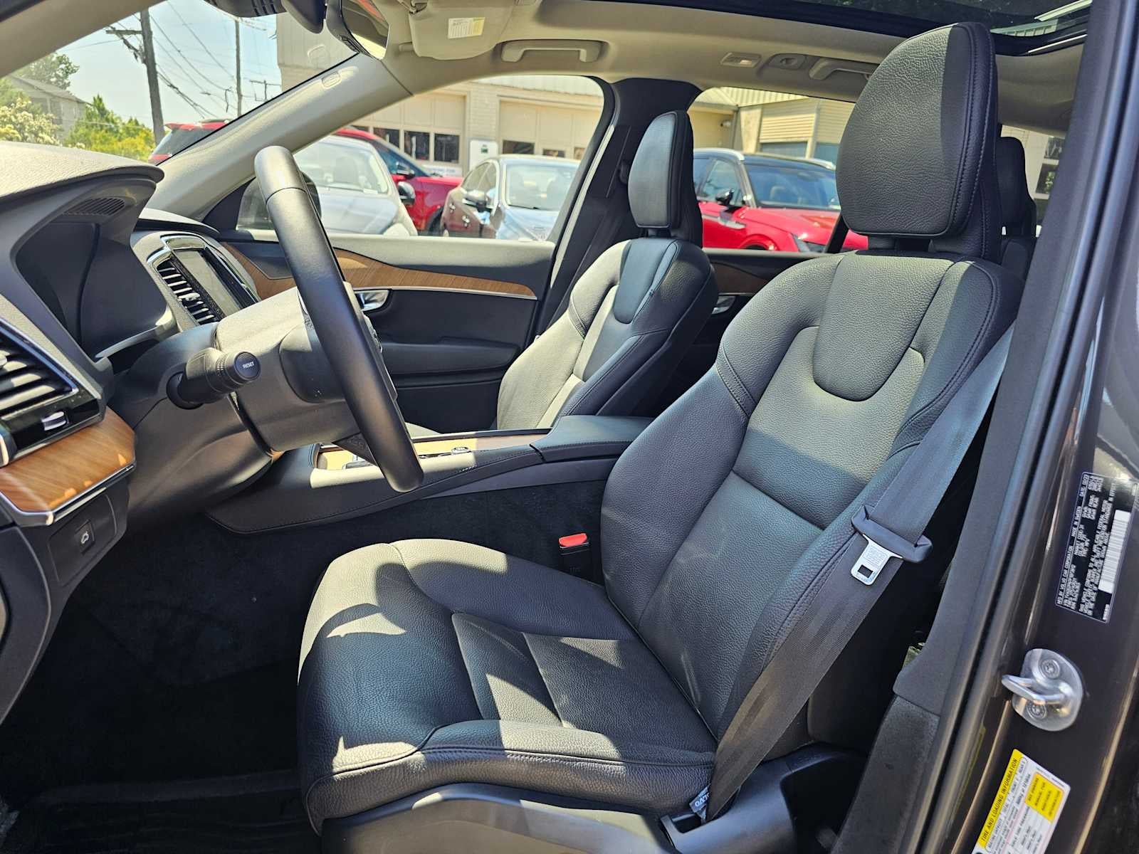 2023 Volvo XC90 Plus