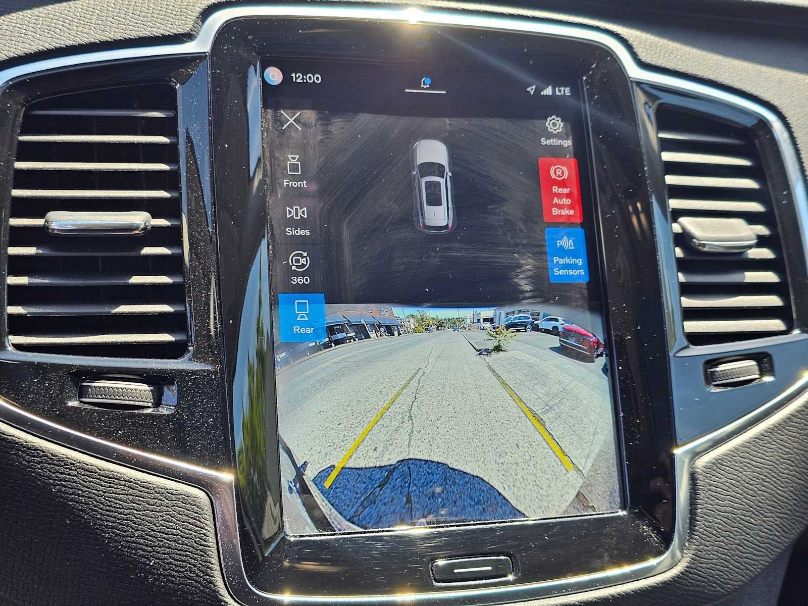 2023 Volvo XC90 Plus