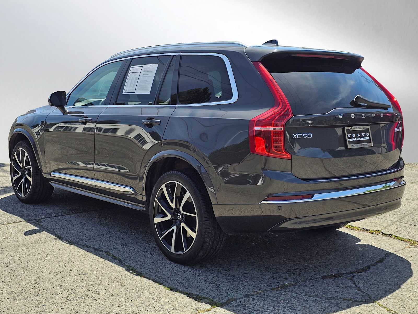 2023 Volvo XC90 Plus