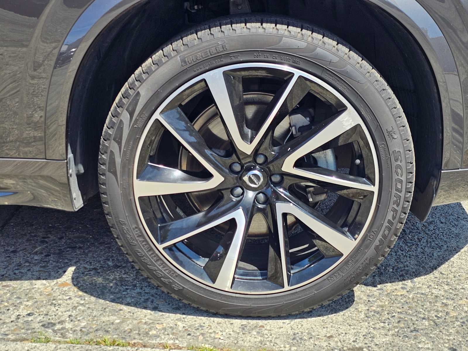 2023 Volvo XC90 Plus
