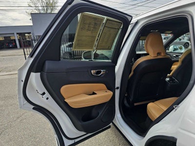 2021 Volvo XC60 Inscription