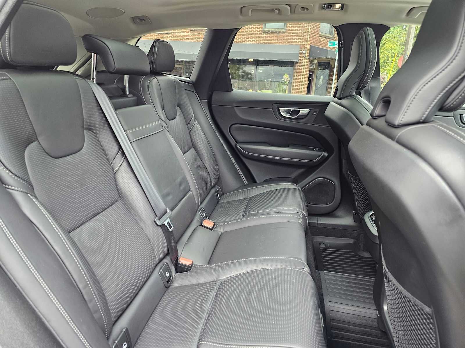 2021 Volvo XC60 Inscription