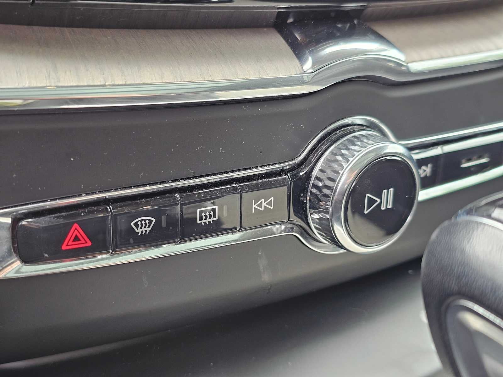 2021 Volvo XC60 Inscription