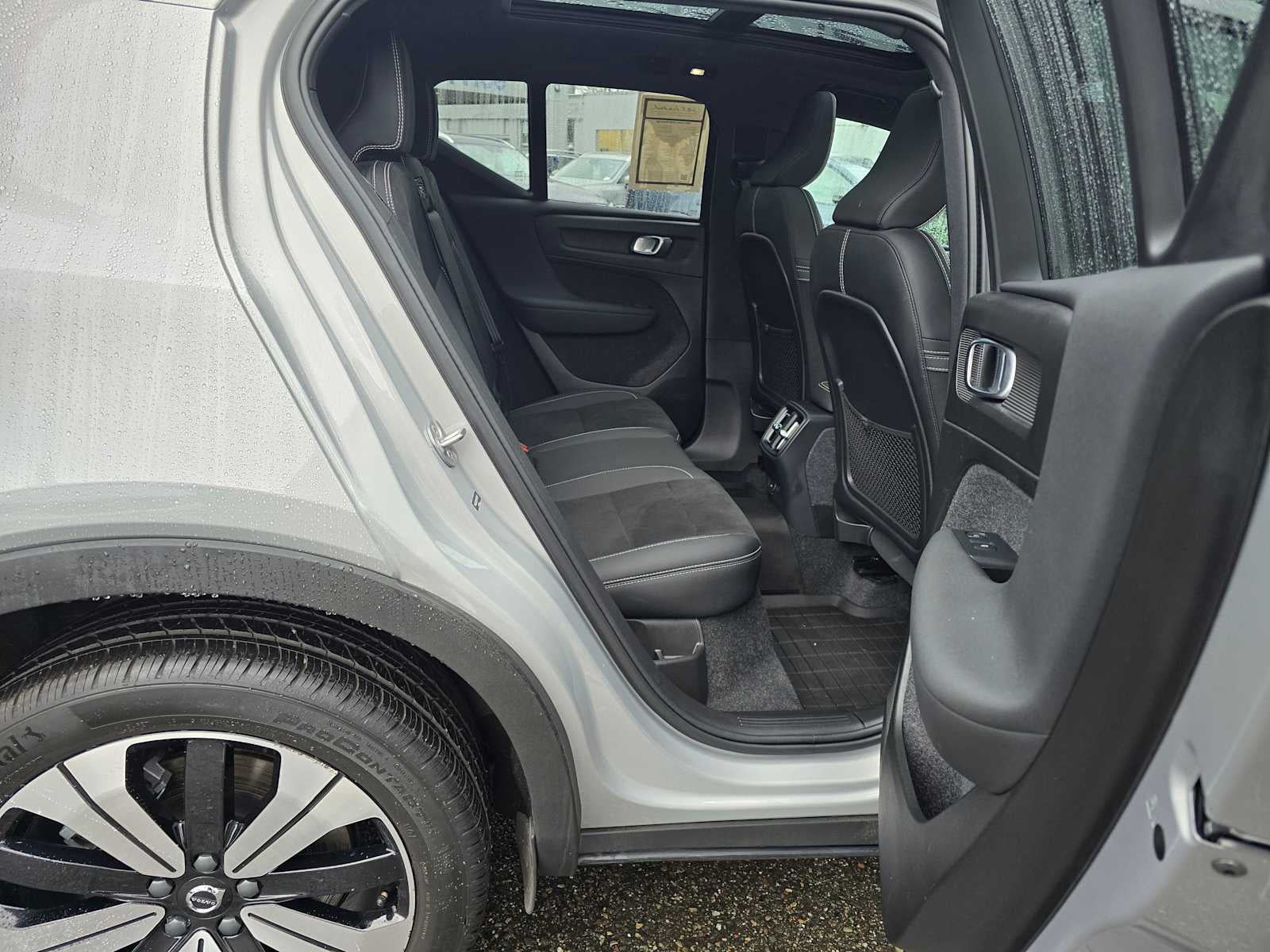 2023 Volvo XC40 Recharge Pure Electric Plus