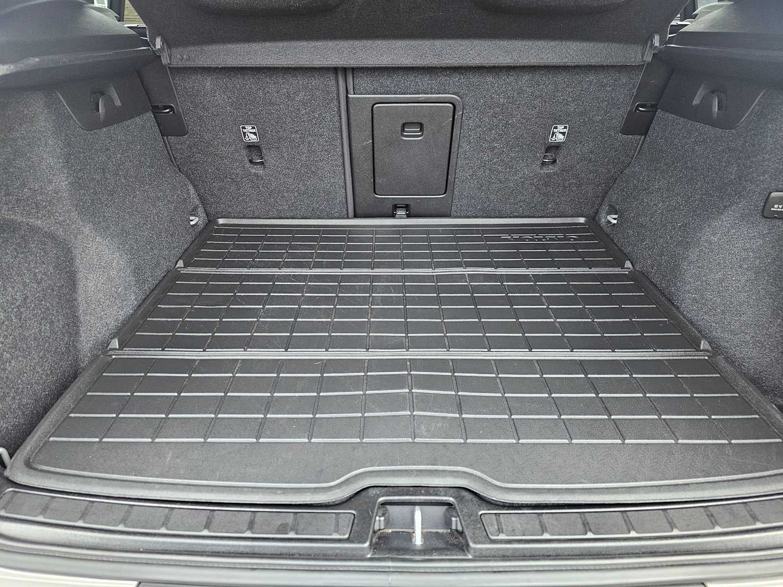 2023 Volvo XC40 Recharge Pure Electric Ultimate