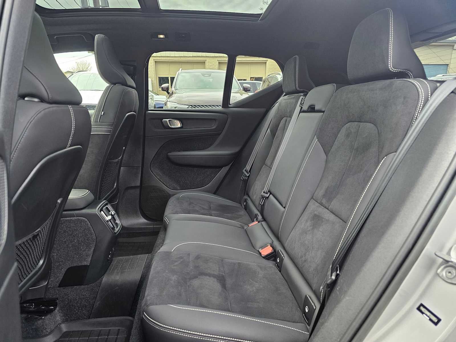 2023 Volvo XC40 Recharge Pure Electric Ultimate