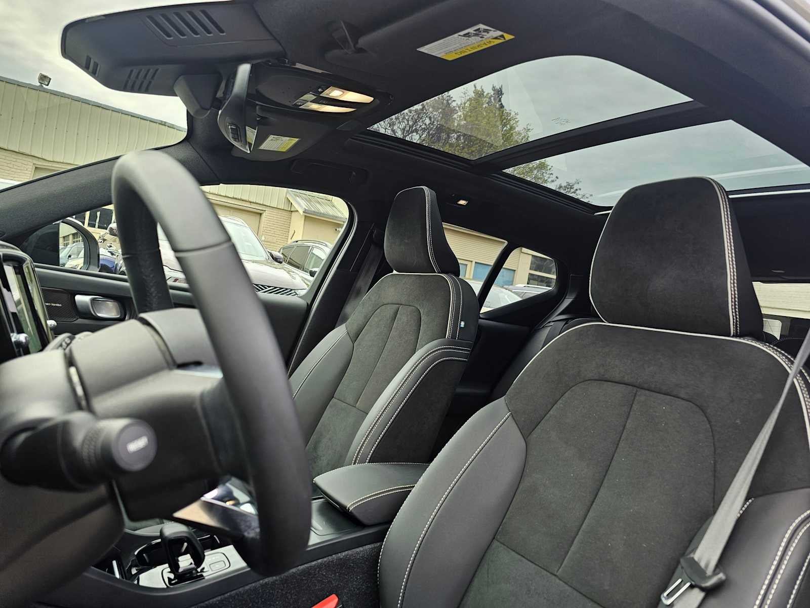 2023 Volvo XC40 Recharge Pure Electric Ultimate