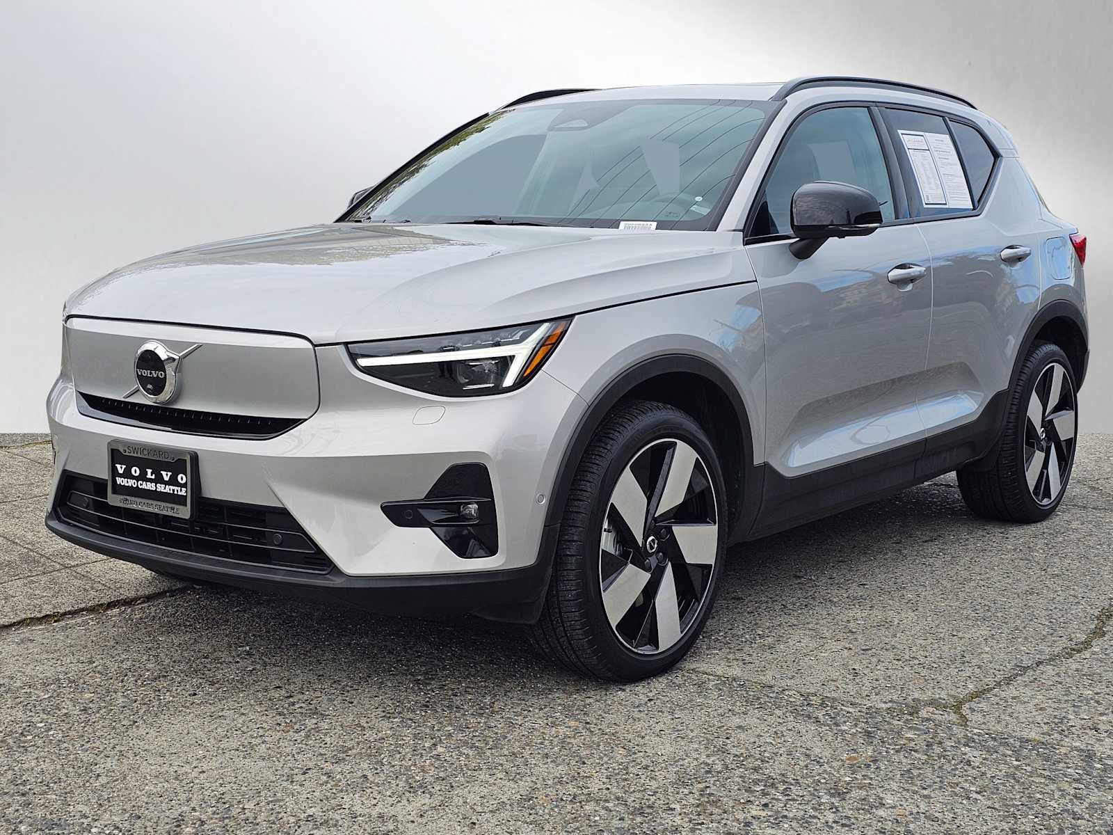 2023 Volvo XC40 Recharge Pure Electric Ultimate