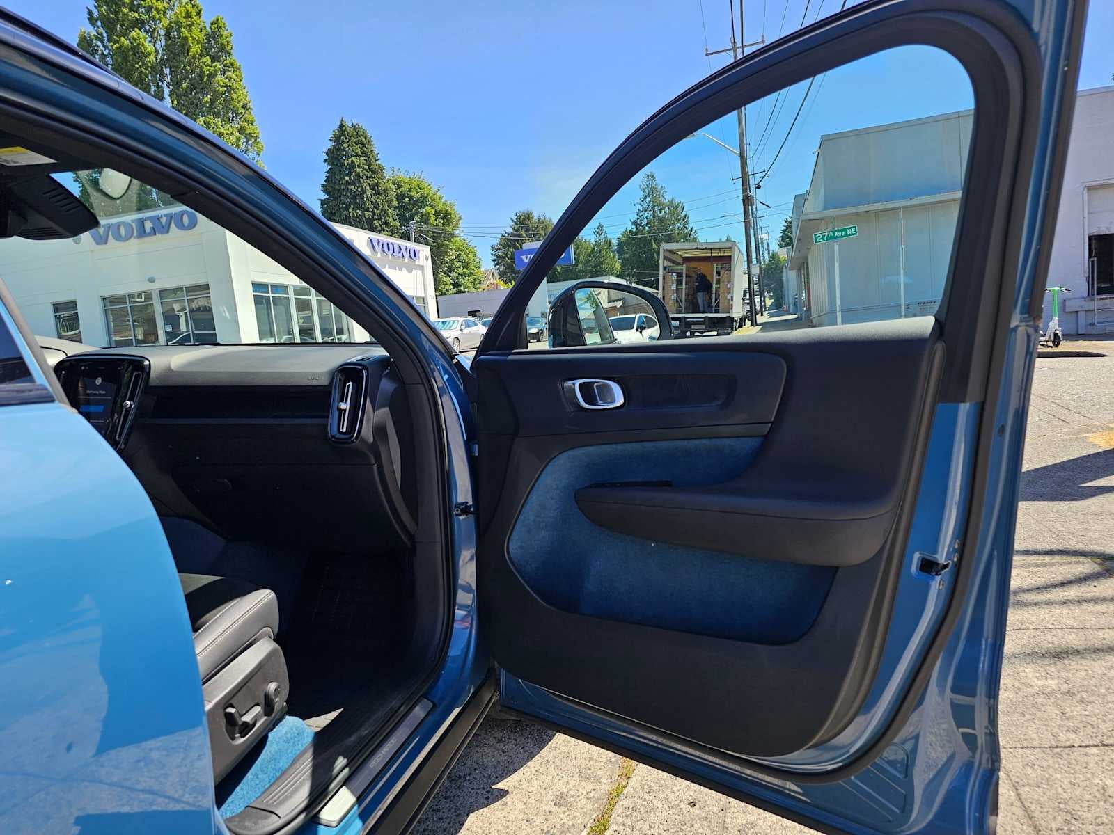 2023 Volvo XC40 Recharge Pure Electric Plus