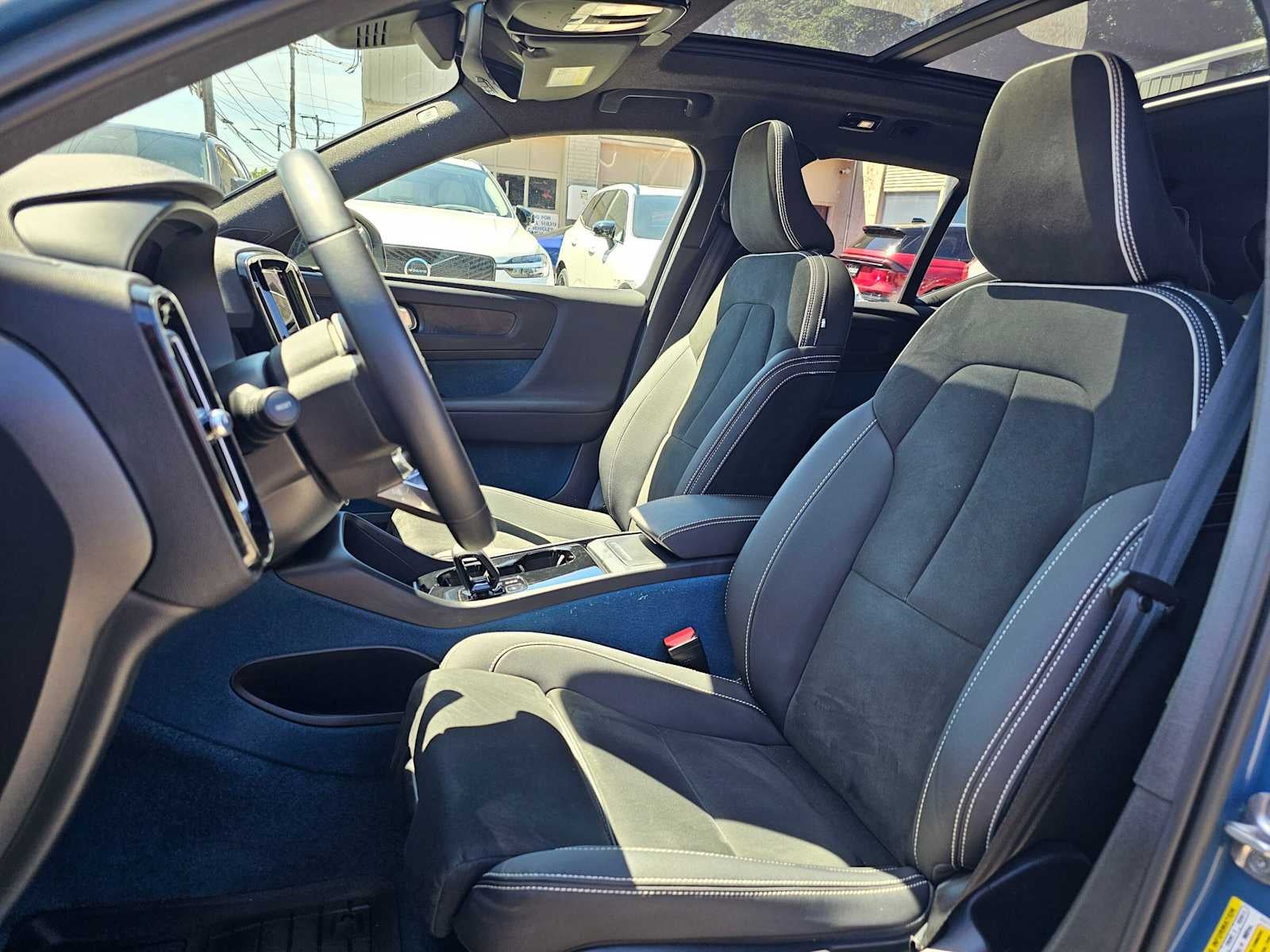 2023 Volvo XC40 Recharge Pure Electric Plus