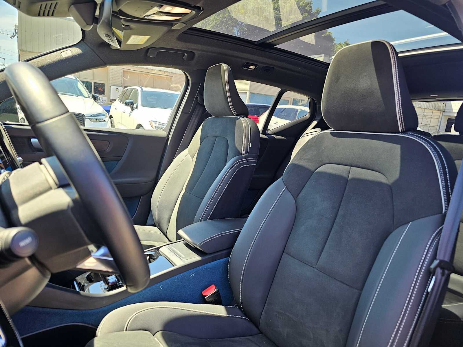 2023 Volvo XC40 Recharge Pure Electric Plus