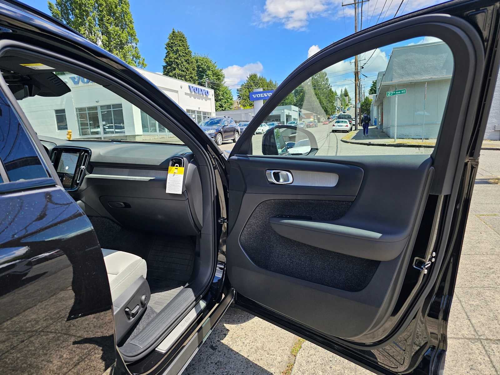 2026 Volvo EX40 Plus